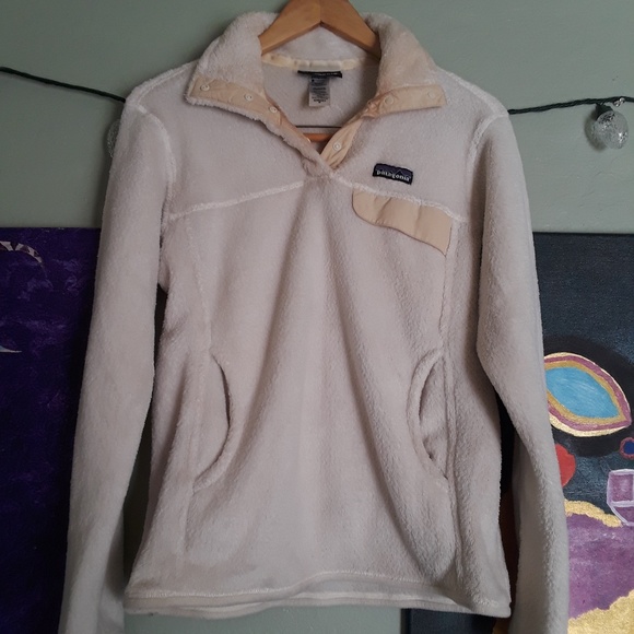 Patagonia Sweaters - Patagonia beige fleece